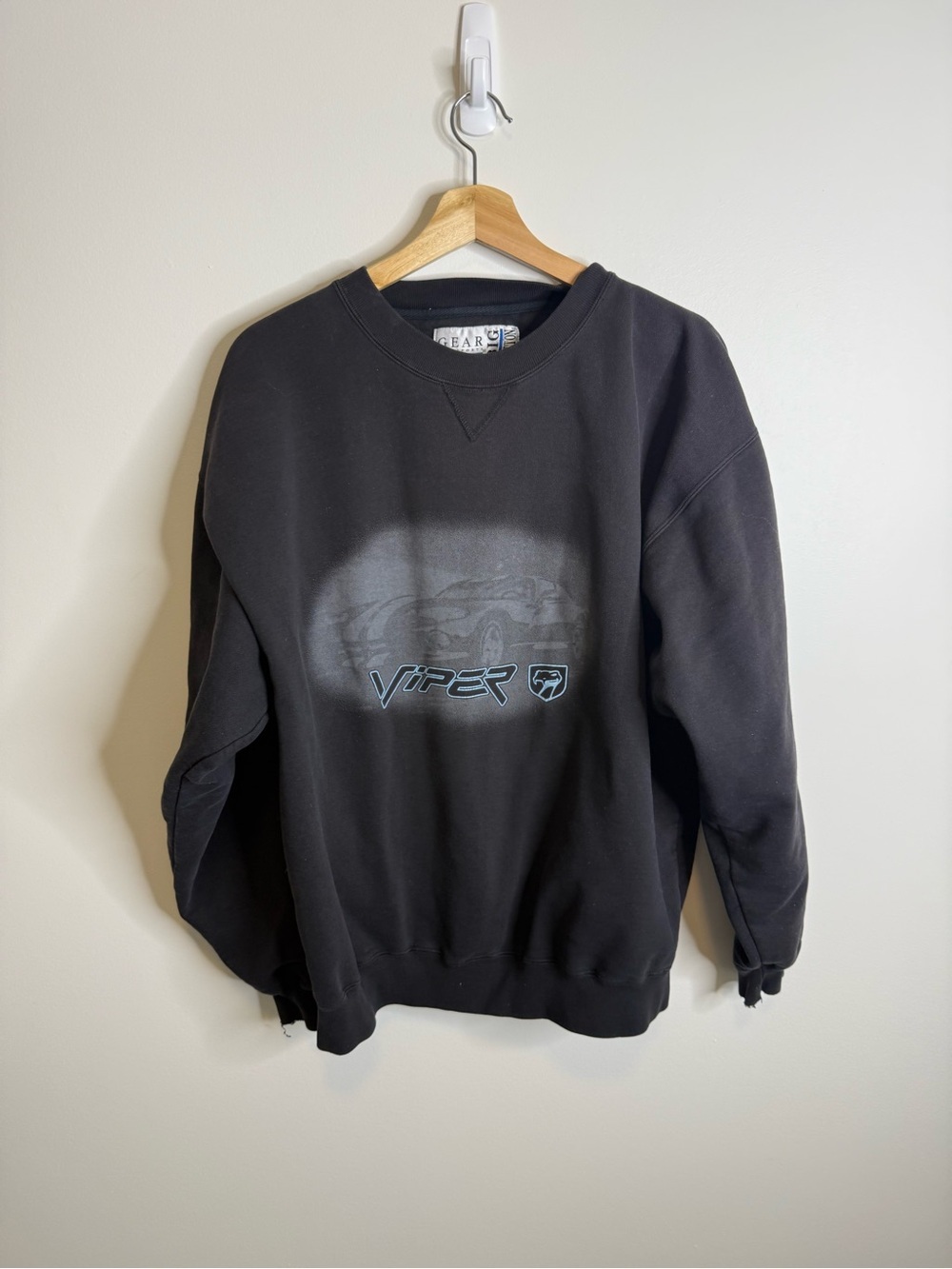 Gear For Sports Black Viper Graphic Crewneck Sweatshirt car size medium